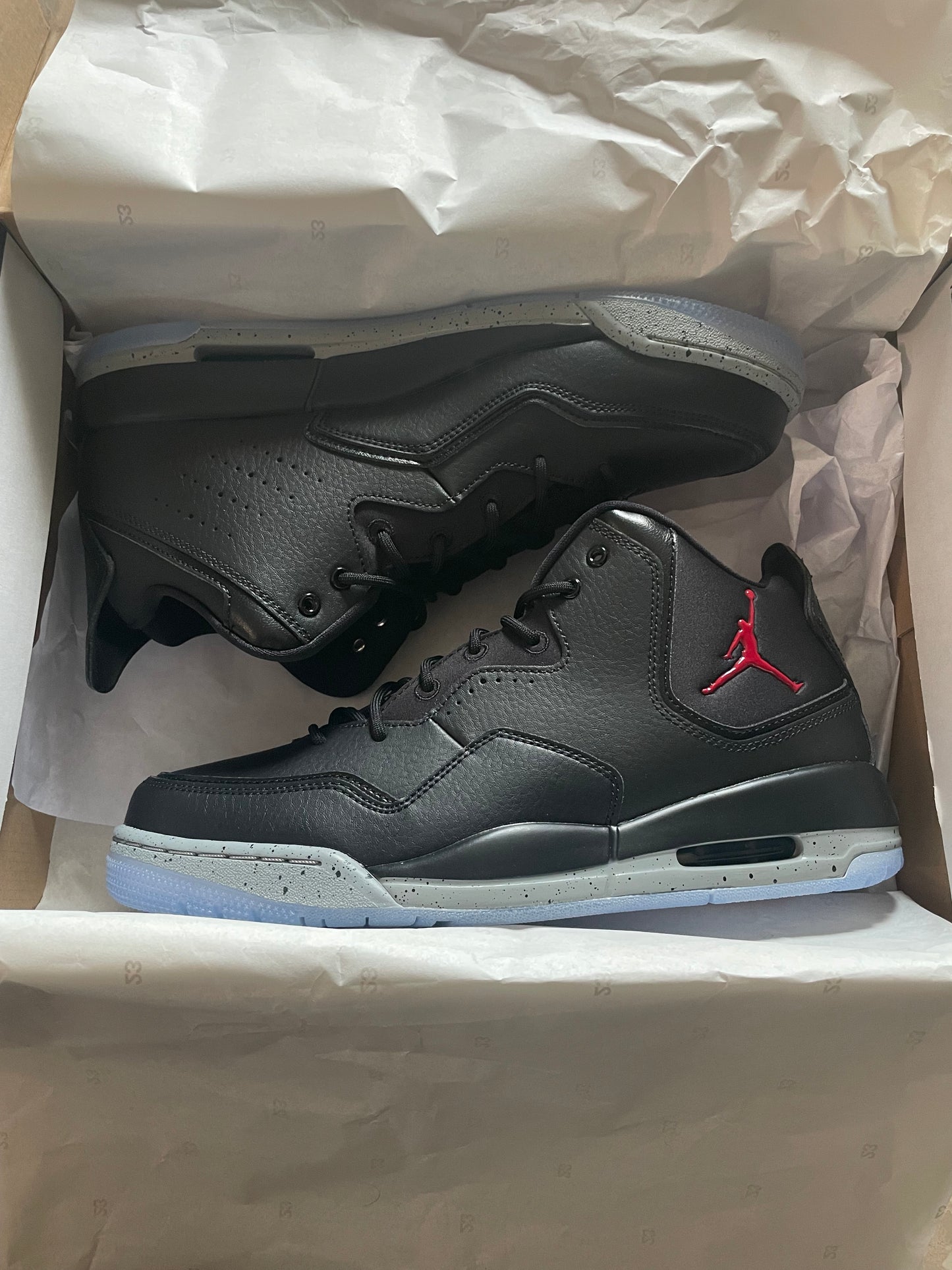 Nike Air Jordan Courtside23