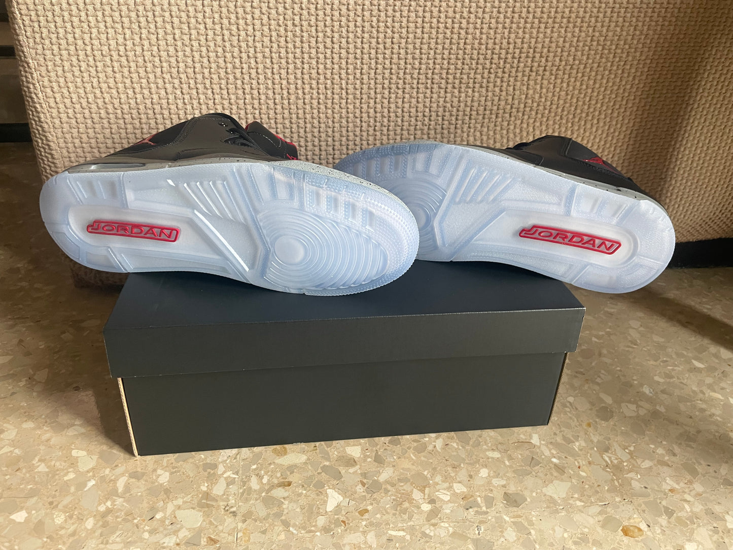 Nike Air Jordan Courtside23